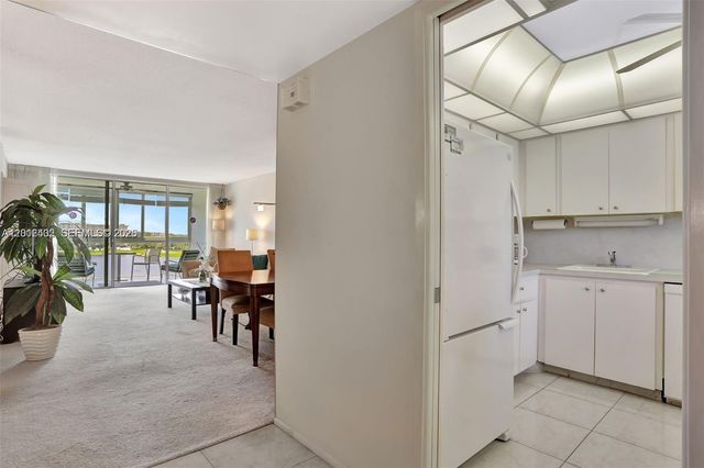 3091 N Course Dr 502, Pompano Beach, FL 33069