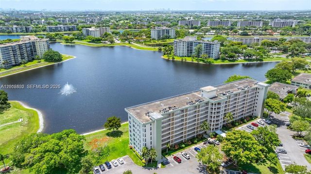 3091 N Course Dr 502, Pompano Beach, FL 33069