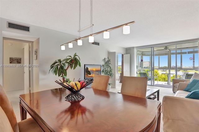 3091 N Course Dr 502, Pompano Beach, FL 33069