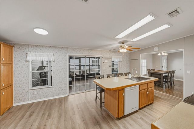 37410 NEUKOM AVENUE, Zephyrhills, FL 33541