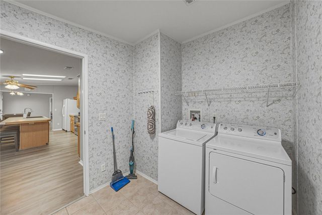 37410 NEUKOM AVENUE, Zephyrhills, FL 33541