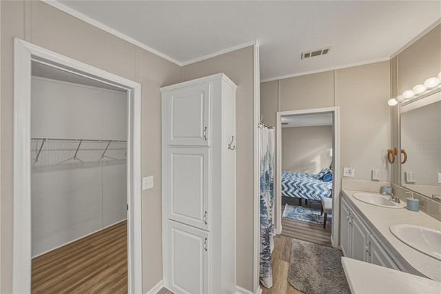 37410 NEUKOM AVENUE, Zephyrhills, FL 33541