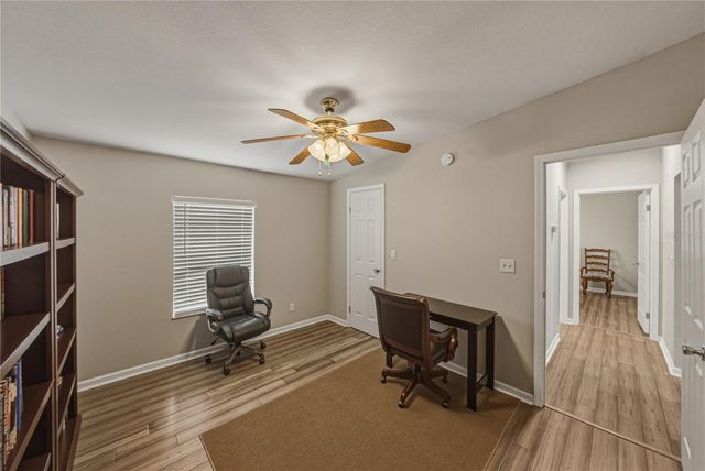 37410 NEUKOM AVENUE, Zephyrhills, FL 33541