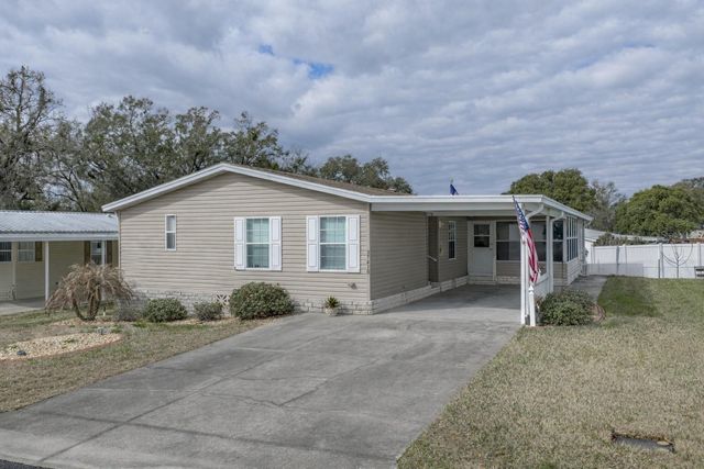 37410 NEUKOM AVENUE, Zephyrhills, FL 33541