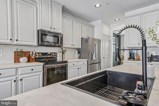 1902 REGIMENT WAY, Frederick, MD 21702