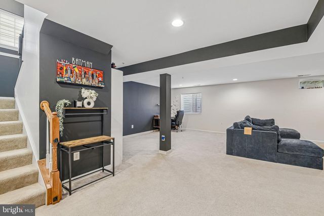 1902 REGIMENT WAY, Frederick, MD 21702