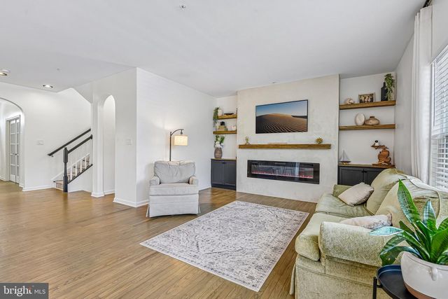 1902 REGIMENT WAY, Frederick, MD 21702