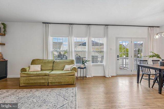 1902 REGIMENT WAY, Frederick, MD 21702