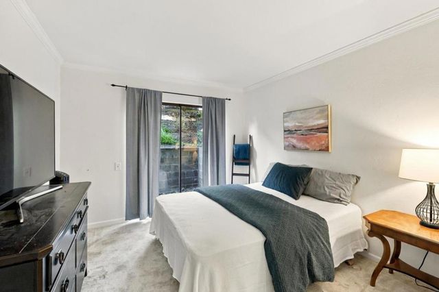 3358 Brittan Avenue 6, San Carlos, CA 94070