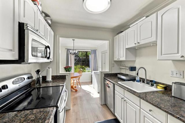 3358 Brittan Avenue 6, San Carlos, CA 94070