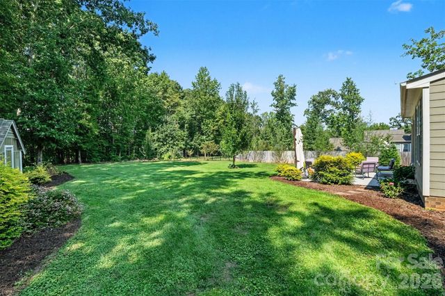 131 Brawley Woods Lane, Mooresville, NC 28115