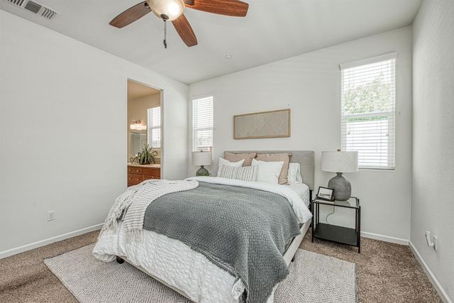 3530 Luminary Way, Clovis, CA 93619