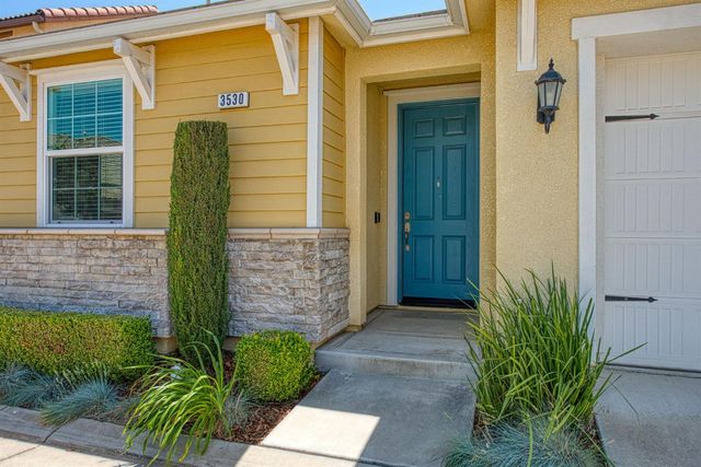 3530 Luminary Way, Clovis, CA 93619