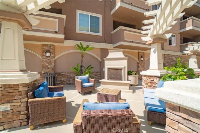 2750 Artesia 241, Redondo Beach, CA 90278