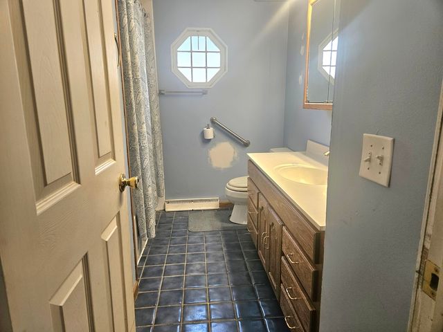 7233 W Monroe Street, Niles, IL 60714
