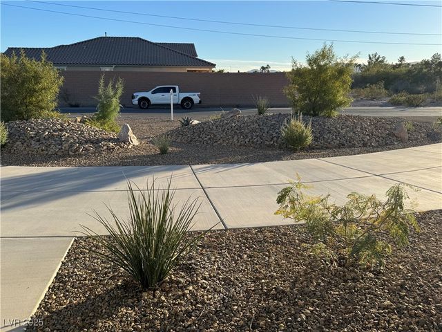 290 Rush Avenue, Las Vegas, NV 89183