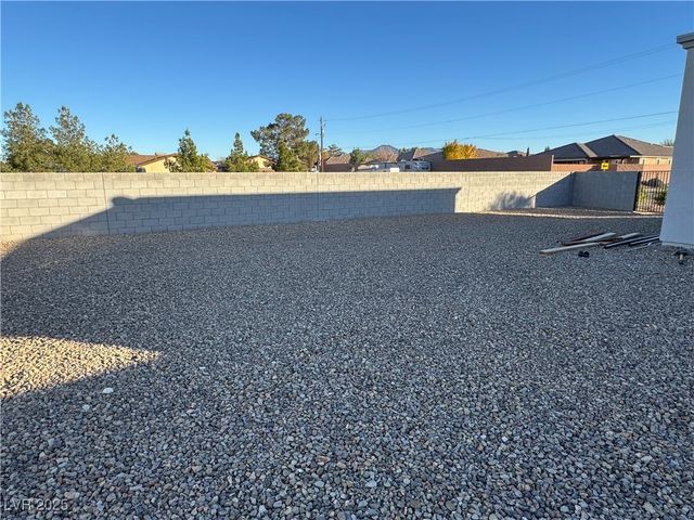 290 Rush Avenue, Las Vegas, NV 89183