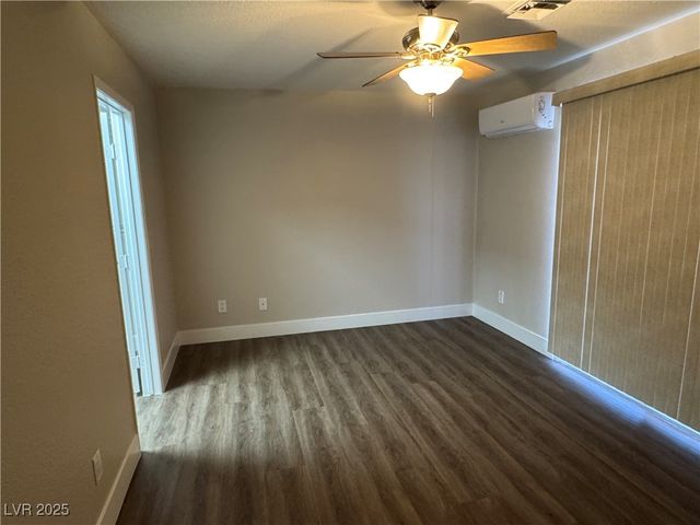 290 Rush Avenue, Las Vegas, NV 89183