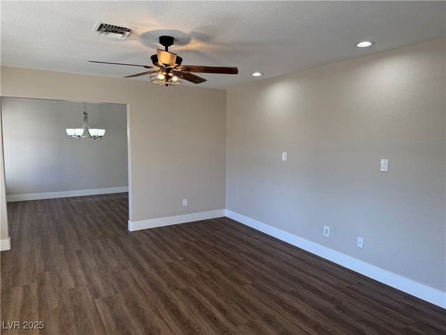 290 Rush Avenue, Las Vegas, NV 89183