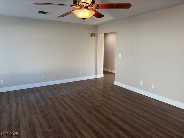 290 Rush Avenue, Las Vegas, NV 89183