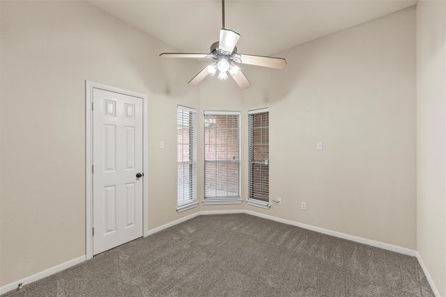 940 Cheyenne Trail, Hewitt, TX 76643