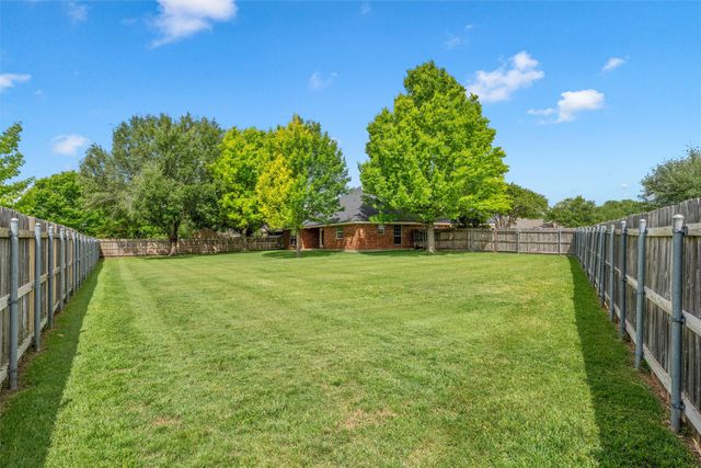 940 Cheyenne Trail, Hewitt, TX 76643