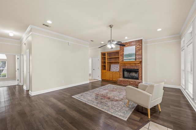 940 Cheyenne Trail, Hewitt, TX 76643