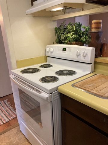 1820 E Kings Highway 243, Shreveport, LA 71105