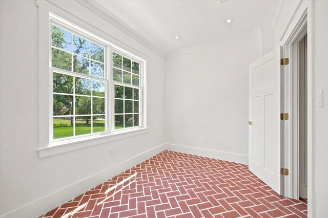 1756 YELLOW SPRINGS RD, Malvern, PA 19355