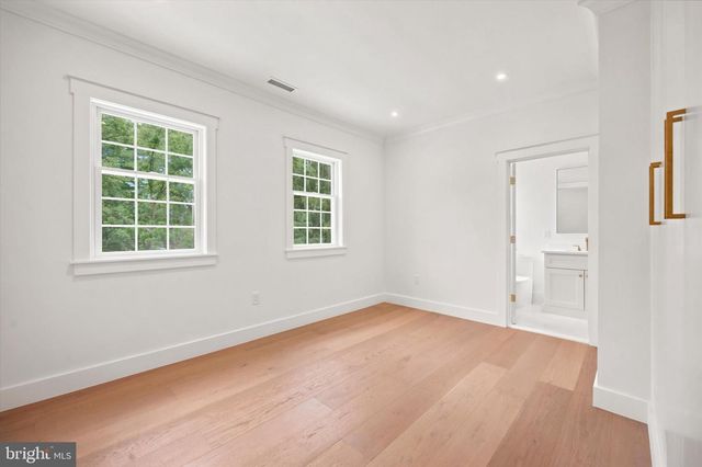 1756 YELLOW SPRINGS RD, Malvern, PA 19355