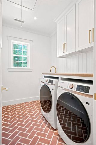 1756 YELLOW SPRINGS RD, Malvern, PA 19355