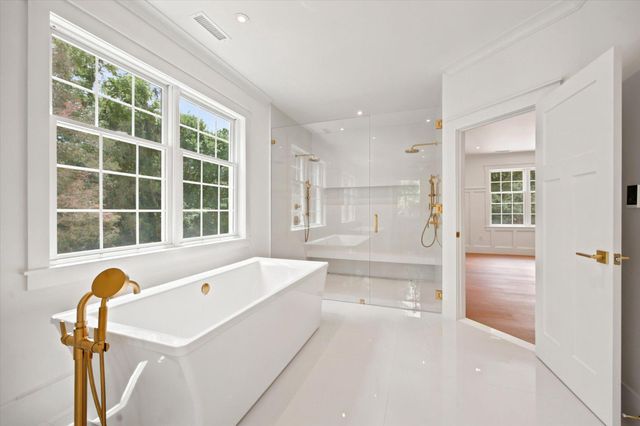 1756 YELLOW SPRINGS RD, Malvern, PA 19355