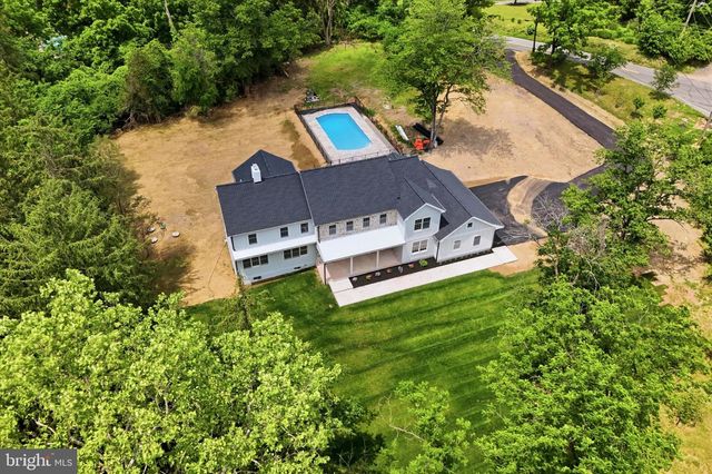 1756 YELLOW SPRINGS RD, Malvern, PA 19355