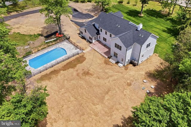 1756 YELLOW SPRINGS RD, Malvern, PA 19355