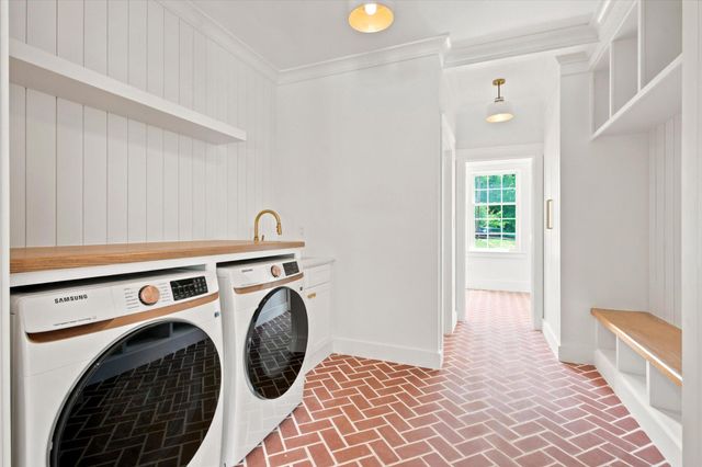 1756 YELLOW SPRINGS RD, Malvern, PA 19355