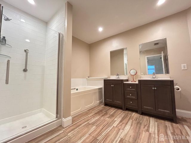 48 Winthrop Road B, Monroe, NJ 08831
