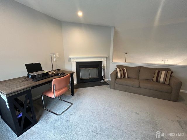 48 Winthrop Road B, Monroe, NJ 08831