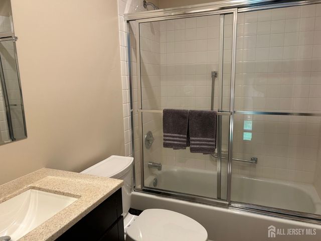 48 Winthrop Road B, Monroe, NJ 08831