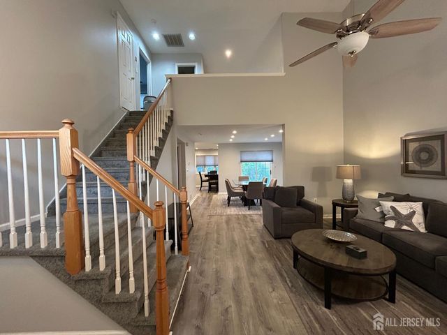 48 Winthrop Road B, Monroe, NJ 08831