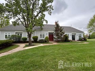 48 Winthrop Road B, Monroe, NJ 08831
