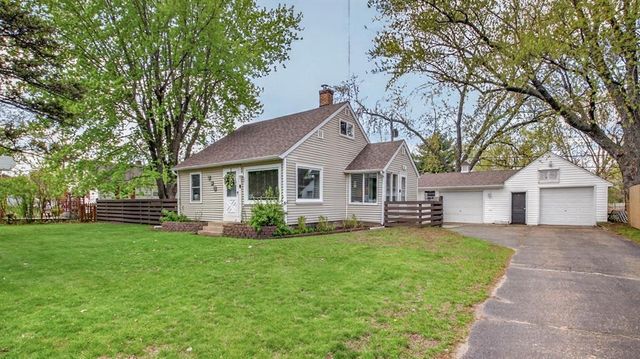 828 Alsace Street, Altoona, WI 54720