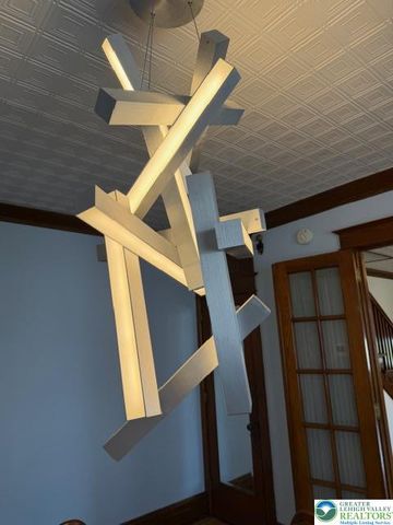 725 North 12th Street, Allentown City, PA 18102