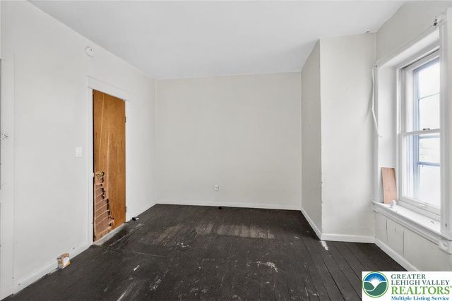 120 North Poplar Street, Allentown City, PA 18102