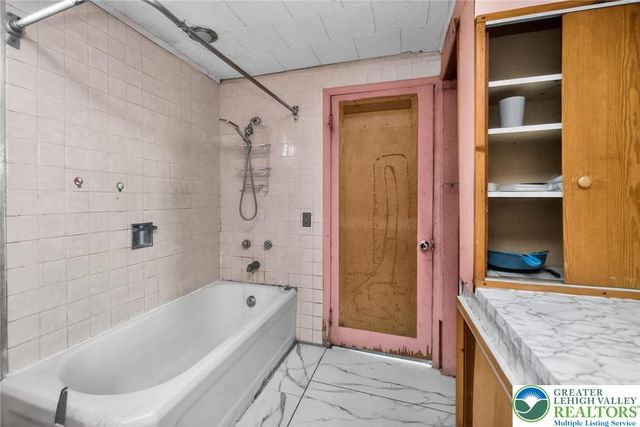 120 North Poplar Street, Allentown City, PA 18102