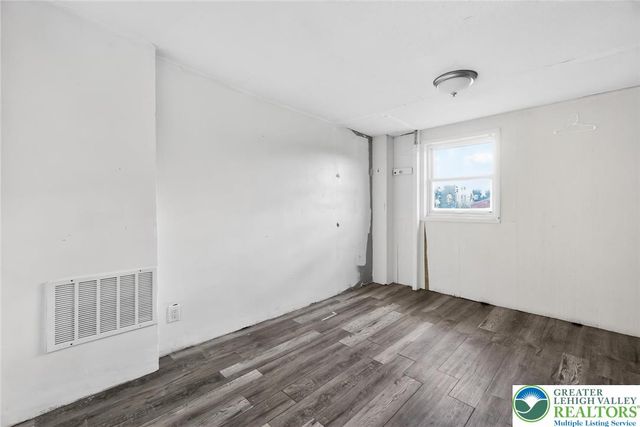 120 North Poplar Street, Allentown City, PA 18102