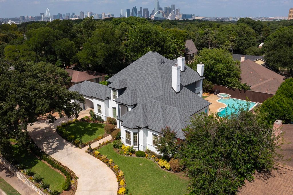 1404 Sylvan Avenue, Dallas, TX 75208