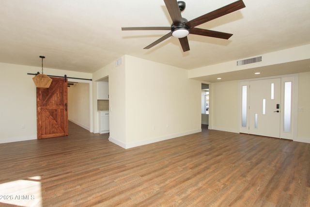 10729 W AMBER Trail, Sun City, AZ 85351