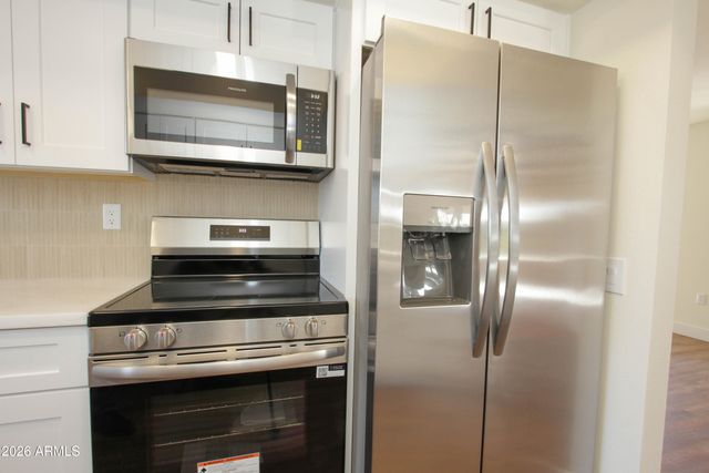 10729 W AMBER Trail, Sun City, AZ 85351