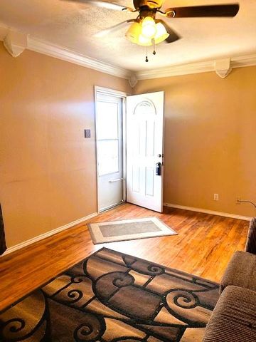 2503 W Washington Ave, Midland, TX 79701