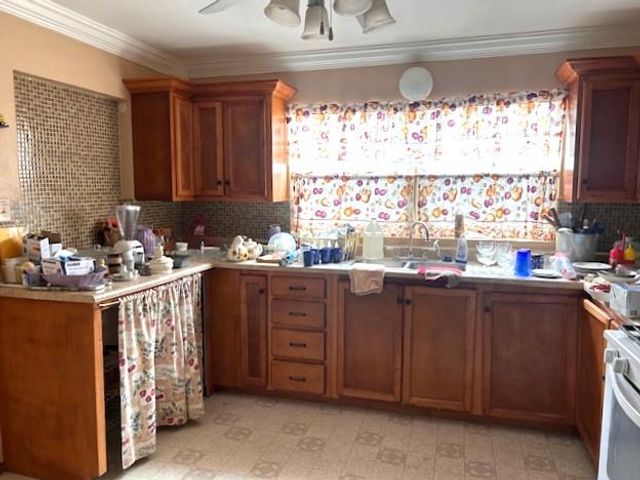 2503 W Washington Ave, Midland, TX 79701